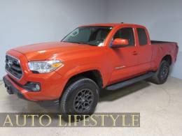 Picture of 2016 Toyota Tacoma