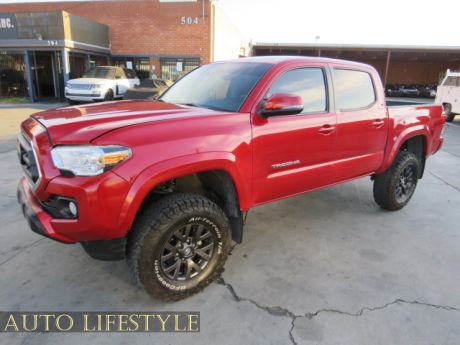 Picture of 2021 Toyota Tacoma 4WD