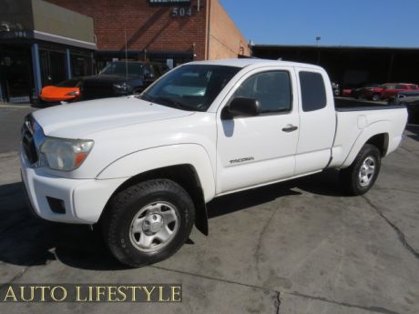 Picture of 2014 Toyota Tacoma