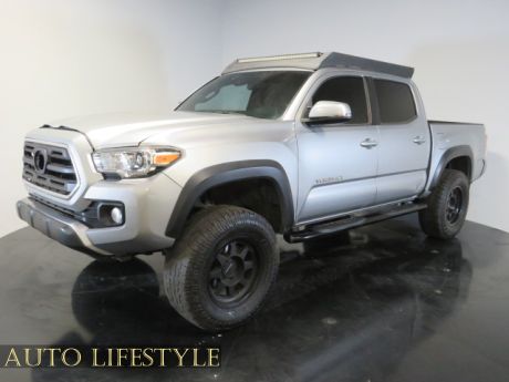 Picture of 2020 Toyota Tacoma 4WD